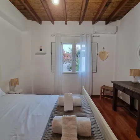 아파트 Anthoula Paros